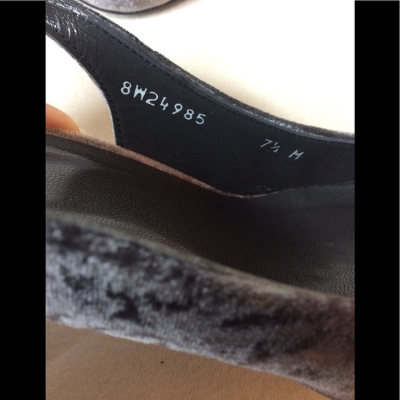 Stuart Weitzman velvet slingback heels Sz 7 1/2 M - Picture 10 of 15